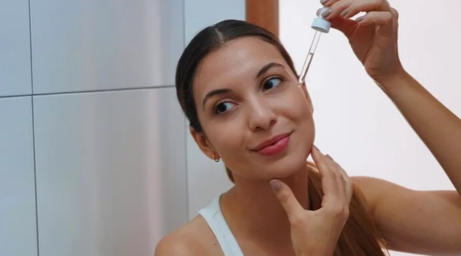 Can You Combine Retinol With Other Topical Skin Treatments?