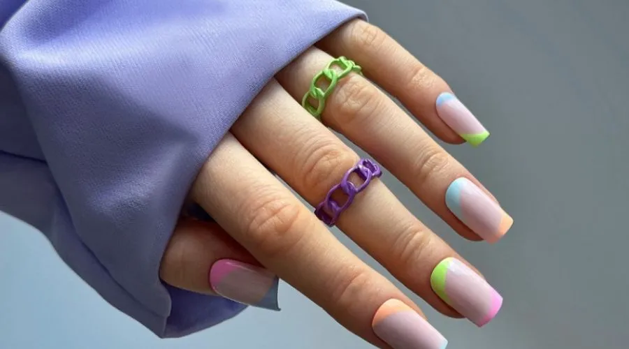Reverse French Manicure
